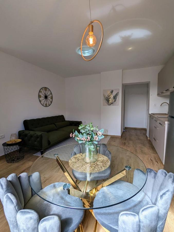 Kricin Sea Apartment 바슈카 외부 사진